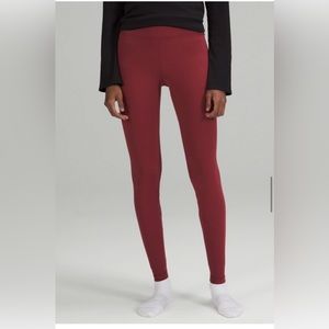 BNWT Lululemon align High rise pant 28 in.